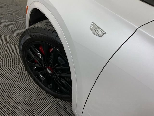 Certified 2025 Cadillac XT6 Sport w/ LPO, Red Accent Package image 37