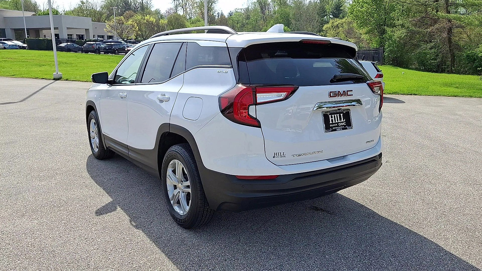 Certified 2022 GMC Terrain SLE w/ Driver Convenience Package AWD/4WD image 7