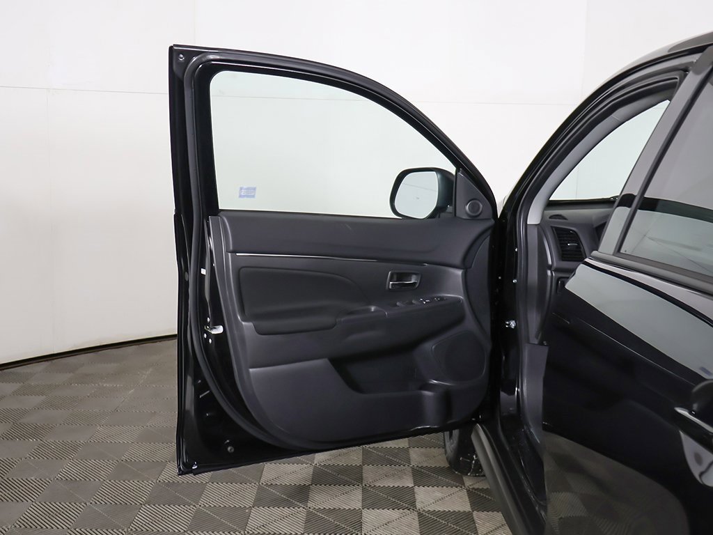 New 2026 Mitsubishi Outlander Sport LE image 16