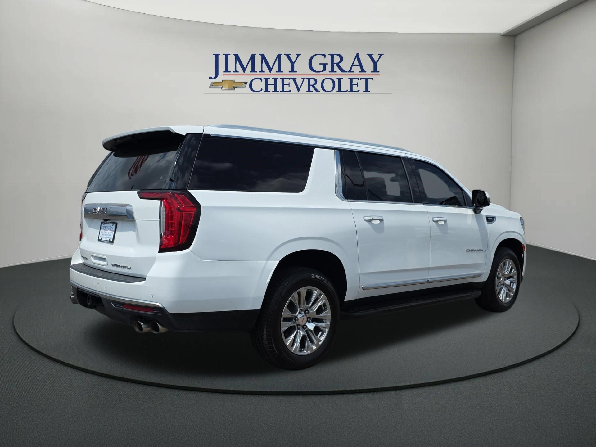 Used 2021 GMC Yukon XL Denali AWD/4WD image 5