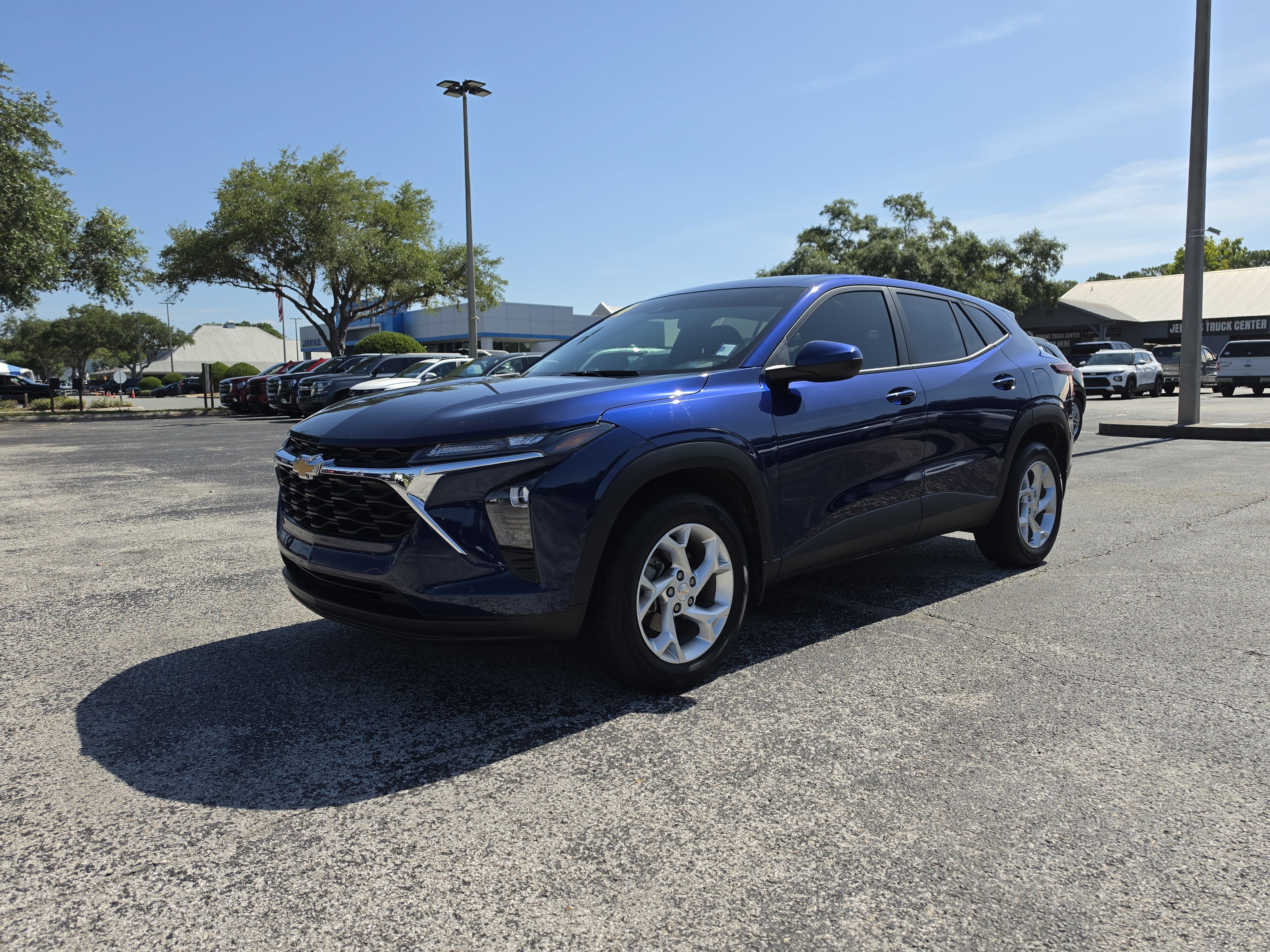 Certified 2024 Chevrolet Trax LS w/ LS Convenience Package FWD image 10