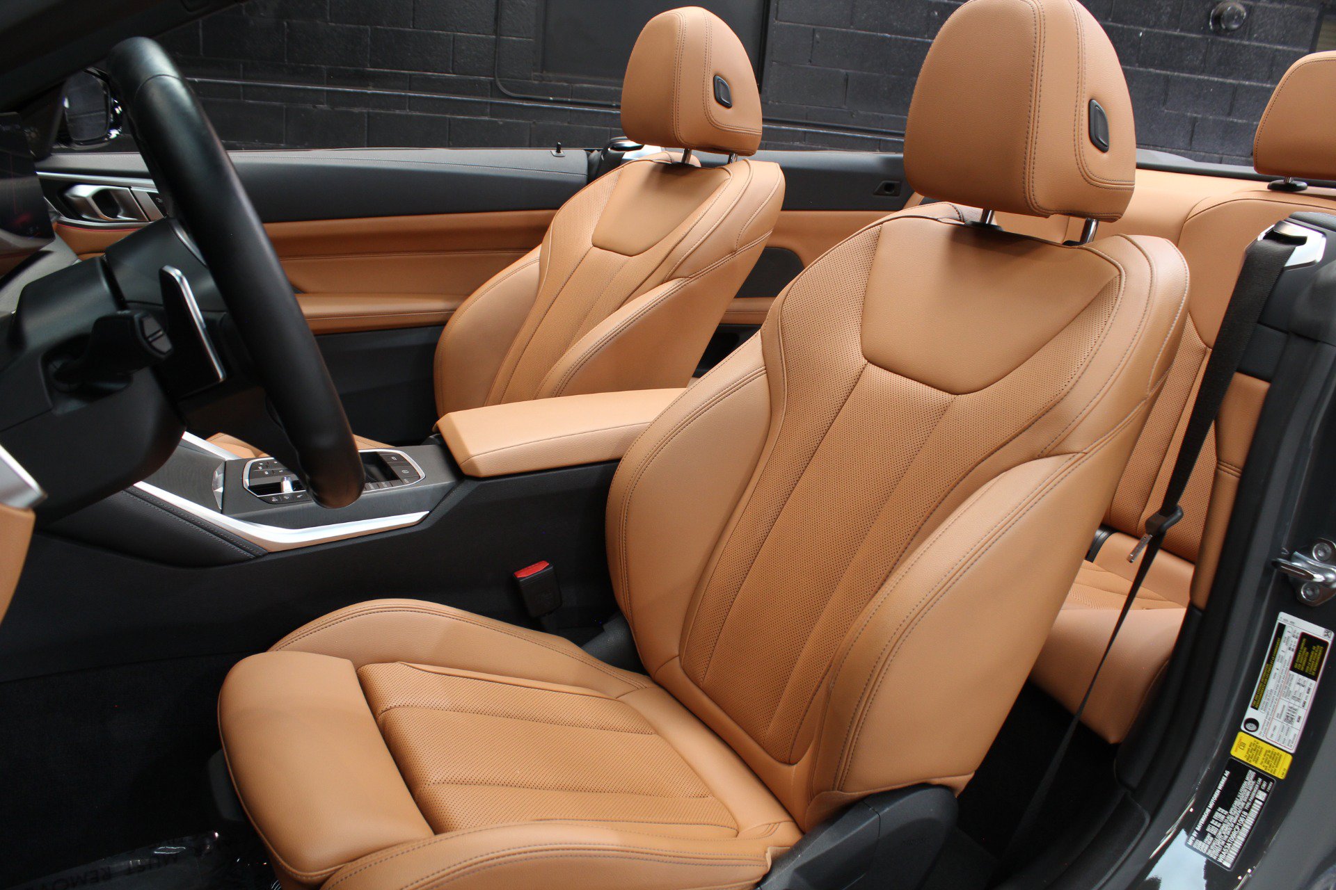 Used 2024 BMW M440i Convertible w/ Premium Package RWD image 47