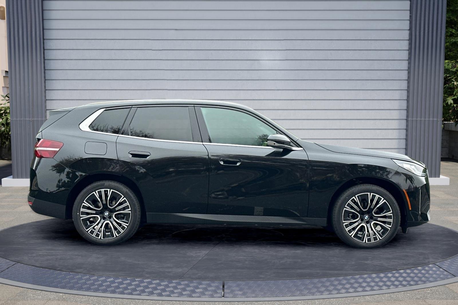 New 2026 BMW X3 xDrive30 w/ Premium Package image 3