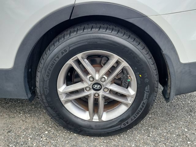 Used 2017 Hyundai Santa Fe Sport w/ 2.4L Tech Package 04 FWD image 7