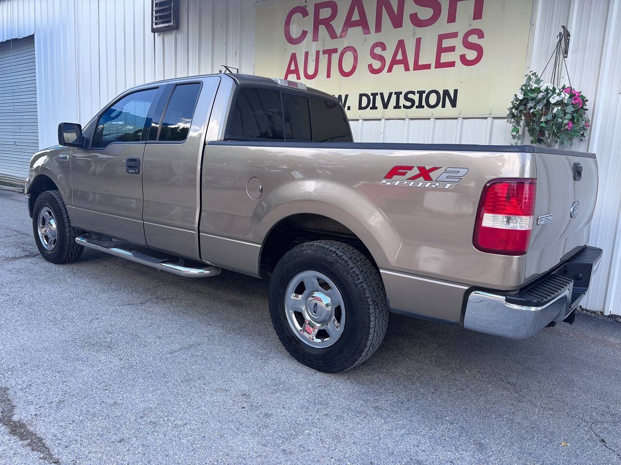 Used 2004 Ford F150 XLT RWD image 6