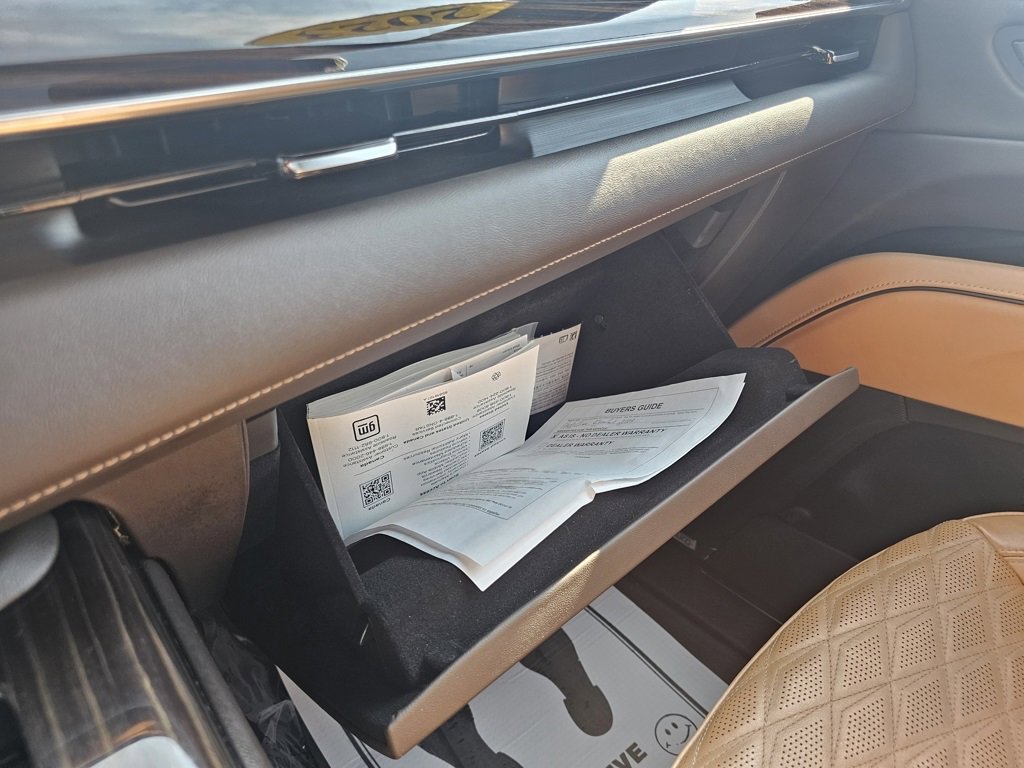 Used 2023 Cadillac Escalade Premium Luxury w/ LPO, Radiant Package image 44