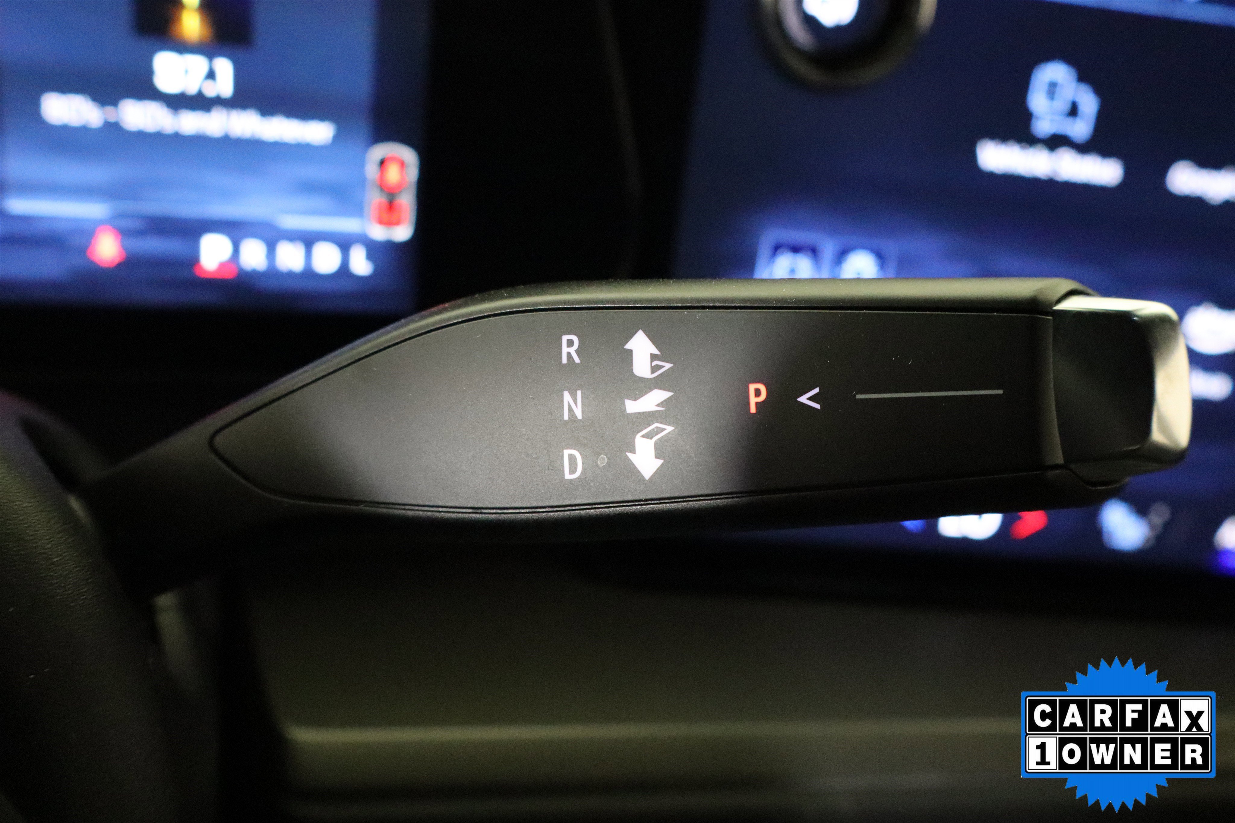 Used 2025 Chevrolet Traverse LT image 31