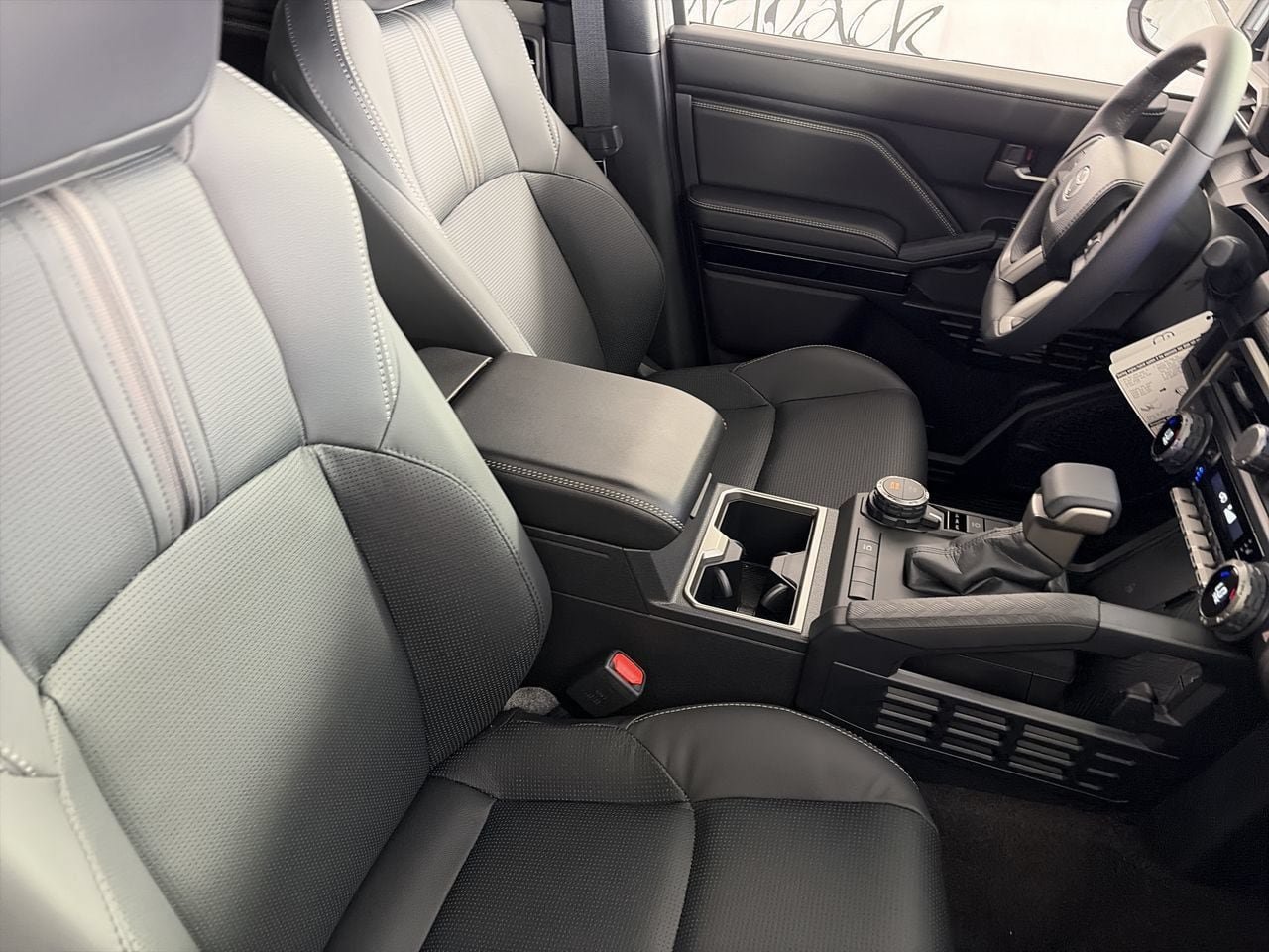 New 2026 Toyota 4Runner Limited AWD/4WD image 25