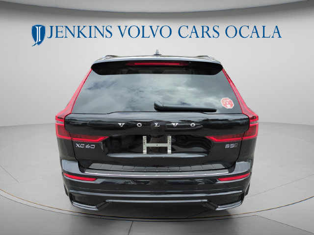 New 2026 Volvo XC60 B5 Ultra w/ Protection Package Premier AWD/4WD image 4