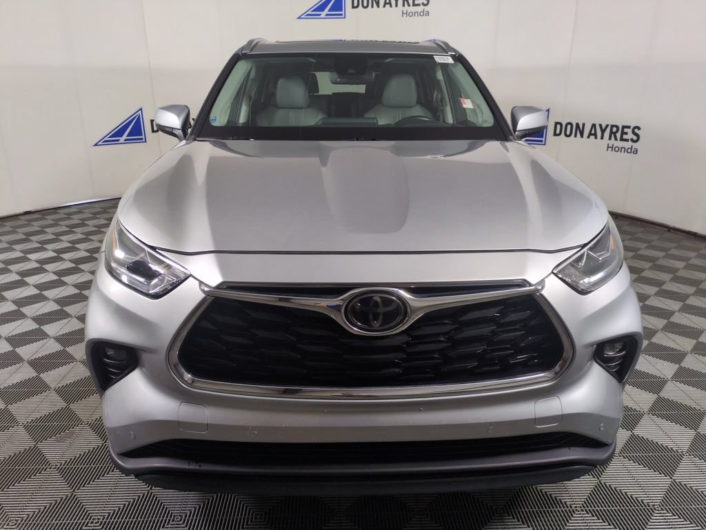 Used 2020 Toyota Highlander Limited AWD/4WD image 11
