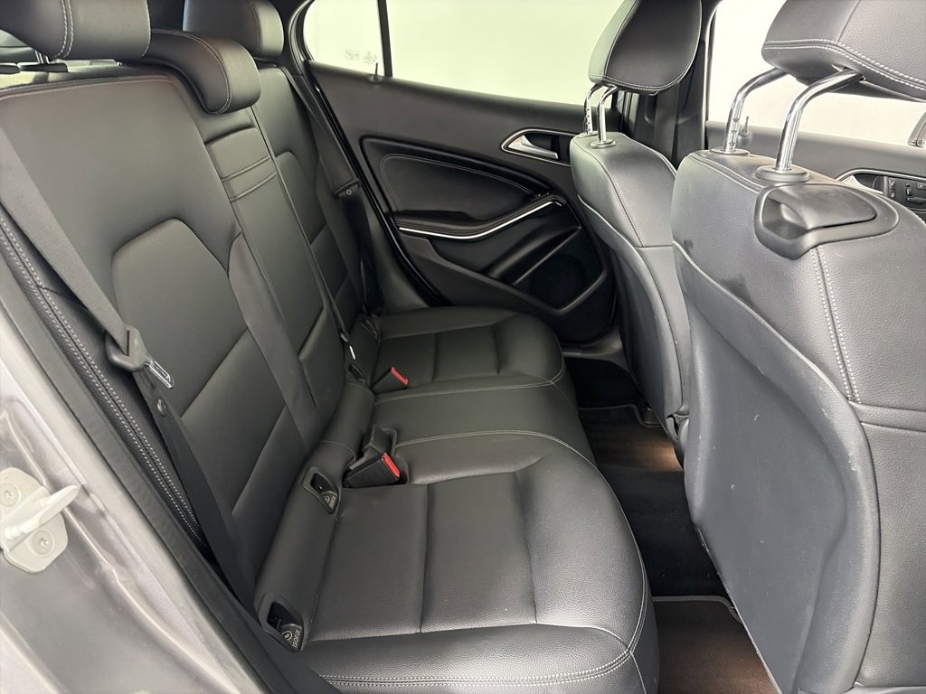 Used 2017 Mercedes-Benz GLA 250 4MATIC image 29