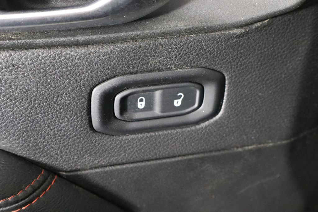 Used 2022 Jeep Gladiator Rubicon w/ LED Lighting Group AWD/4WD image 22