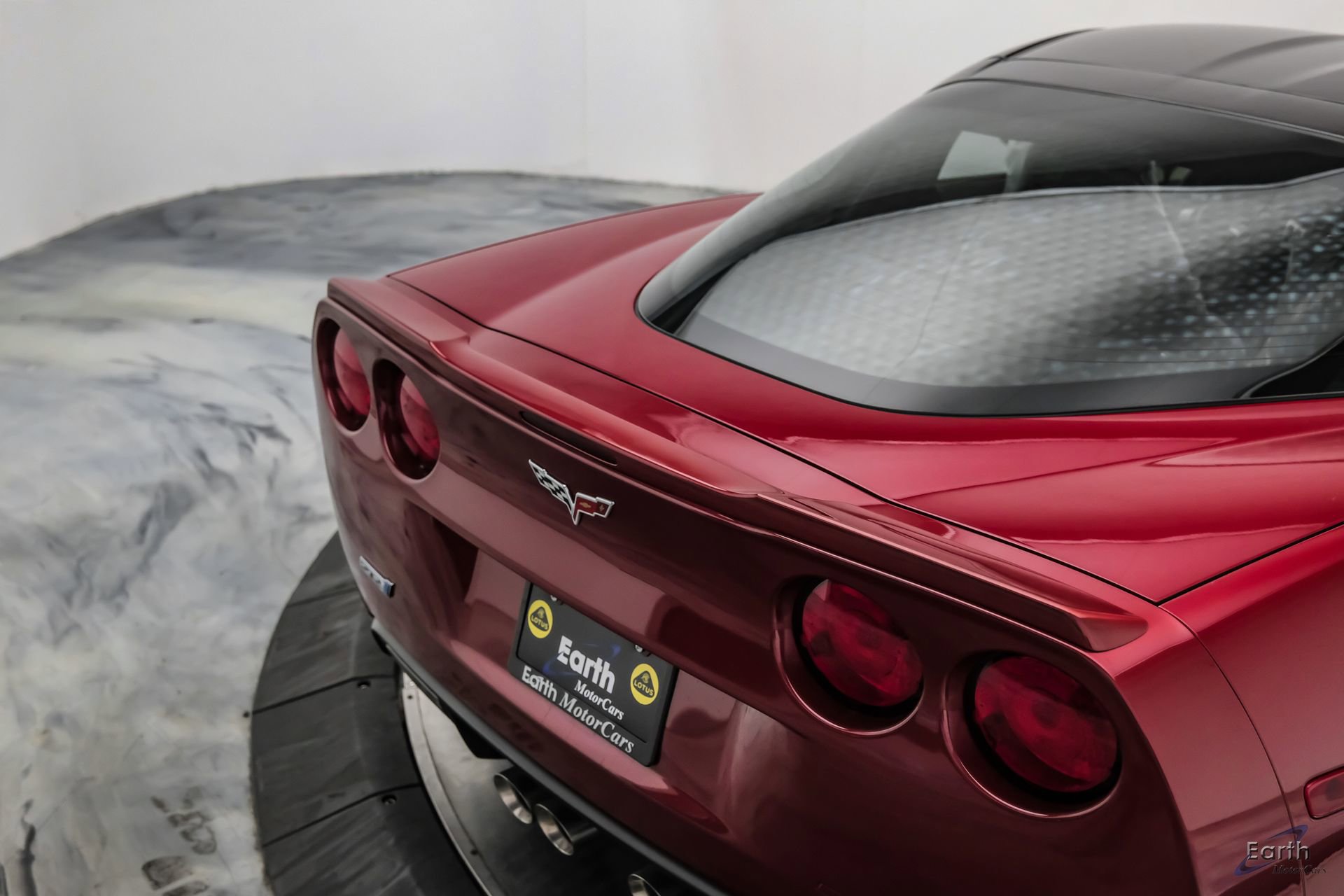 Used 2010 Chevrolet Corvette ZR1 w/ Preferred Equipment Group RWD image 16