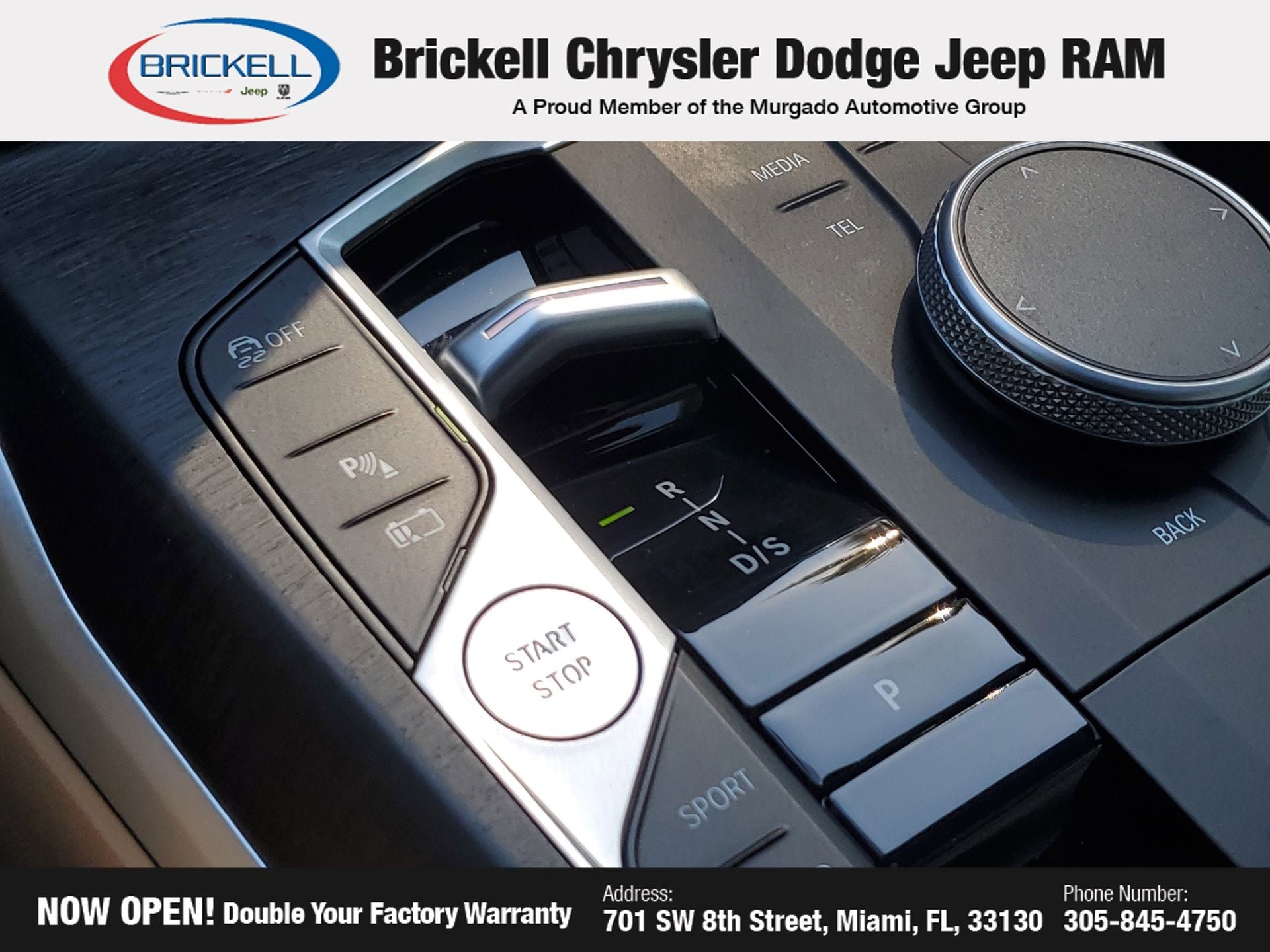 Used 2023 BMW 330e w/ Driving Assistance Package RWD image 31