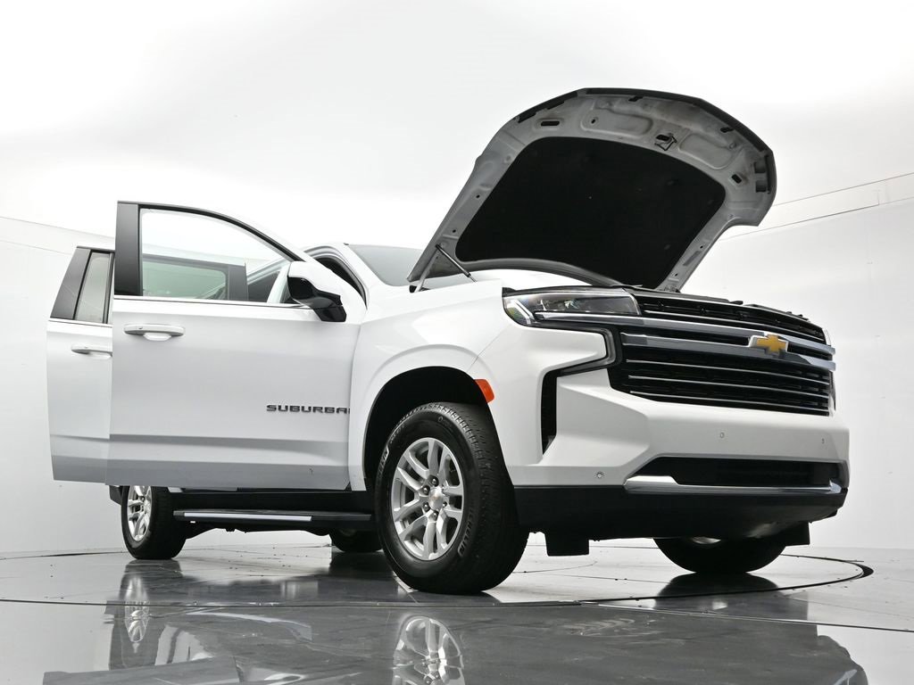 Used 2024 Chevrolet Suburban LT image 50