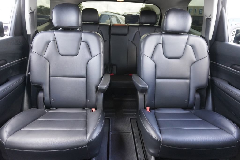 Used 2024 Kia Telluride S image 25