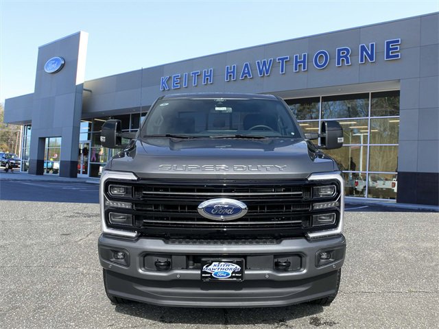 New 2025 Ford F350 Platinum w/ FX4 Off-Road Package image 2