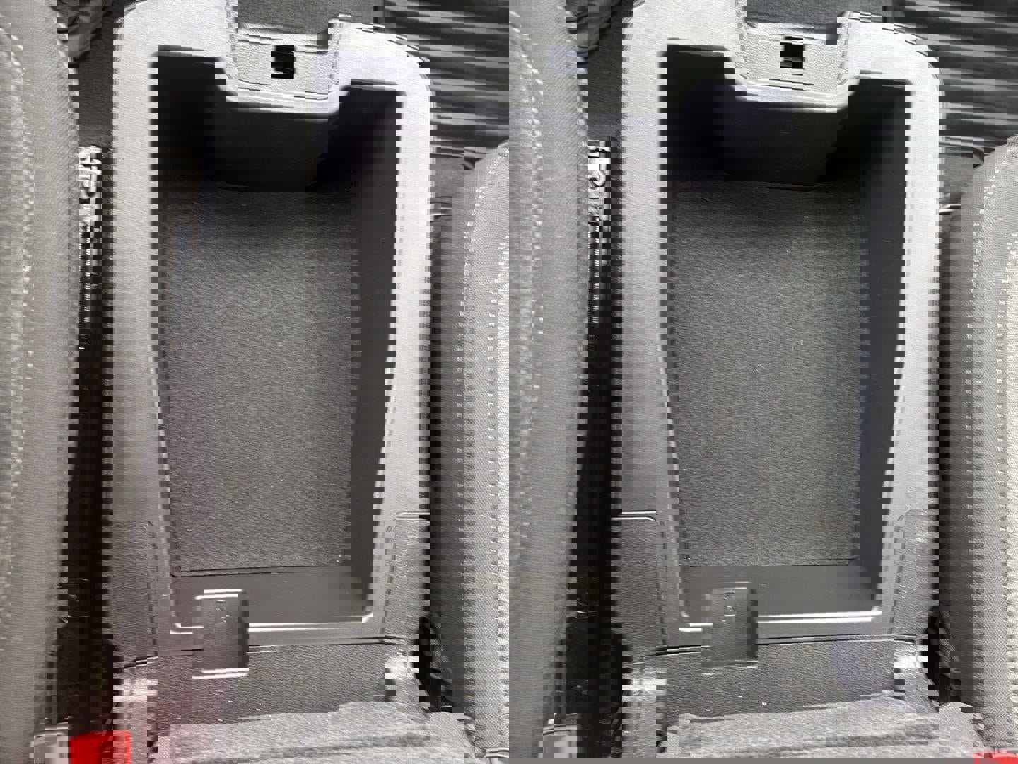 Used 2025 Chevrolet Silverado 2500 LT w/ Convenience Package image 27