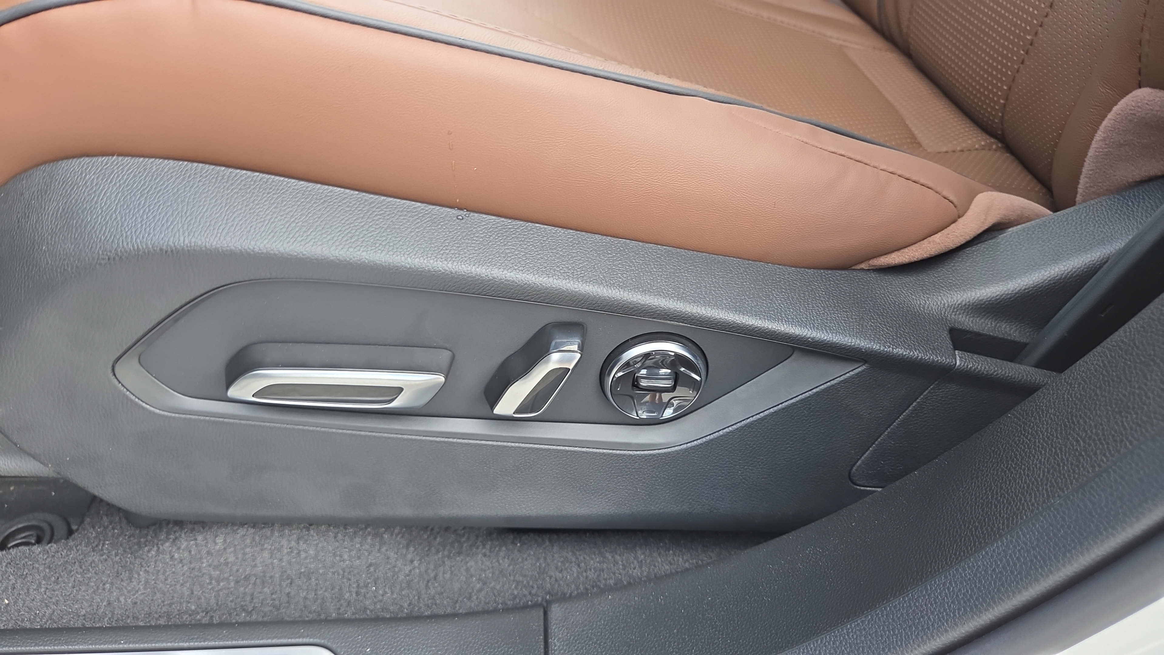 New 2026 Acura RDX SH-AWD w/ Advance Package image 10