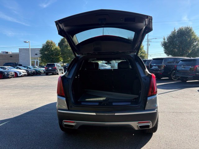 Used 2020 Cadillac XT5 Premium Luxury w/ LPO, Floor Liner Package FWD image 6
