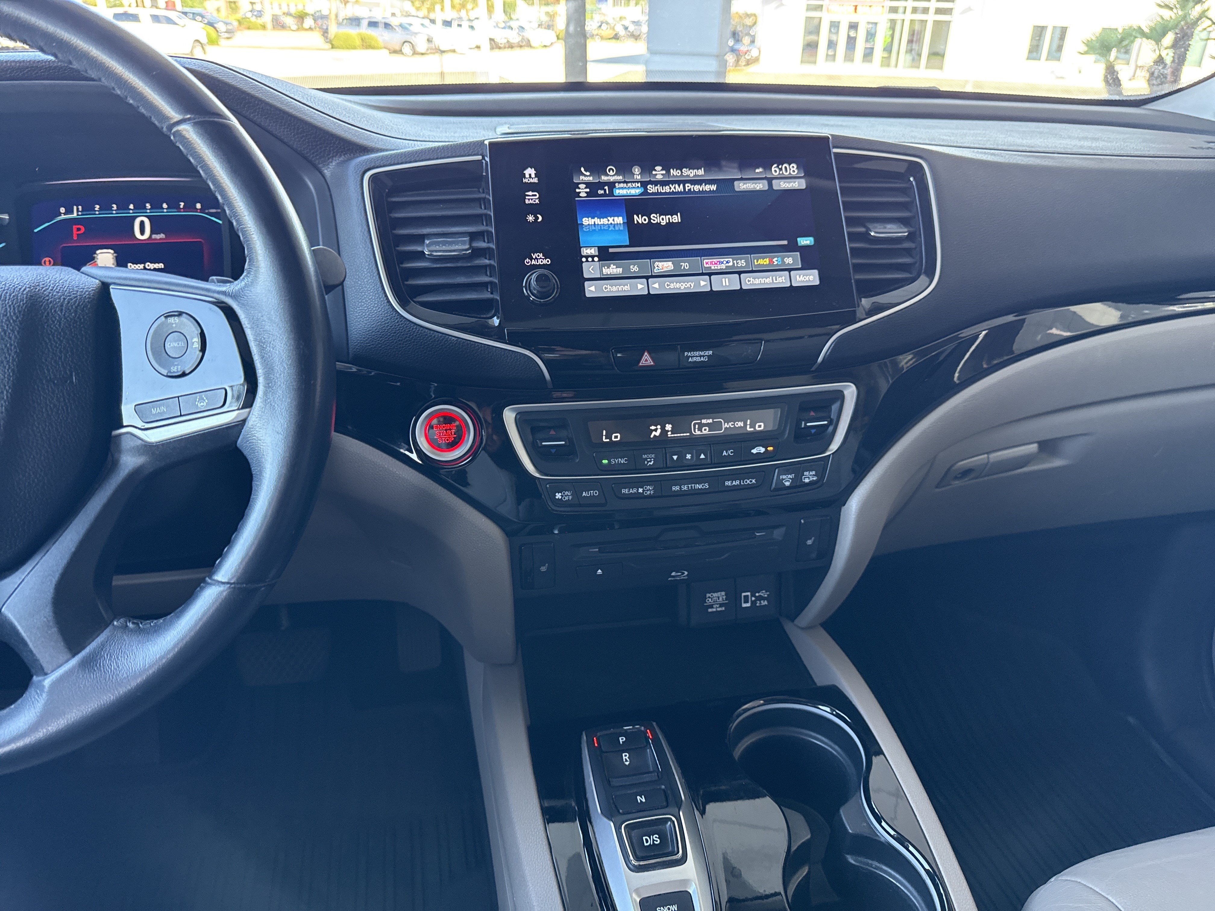 Used 2021 Honda Pilot Touring image 32