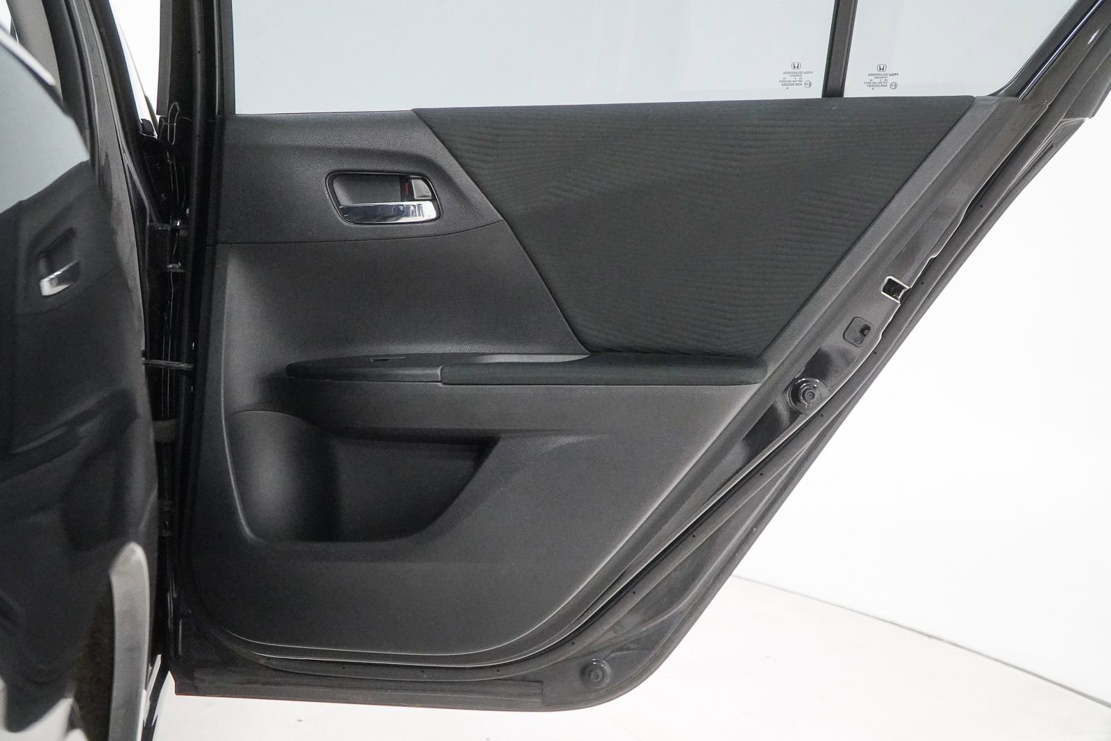 Used 2015 Honda Accord LX image 31