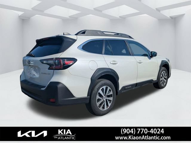 Used 2025 Subaru Outback Premium w/ Popular Package #1A AWD/4WD image 3