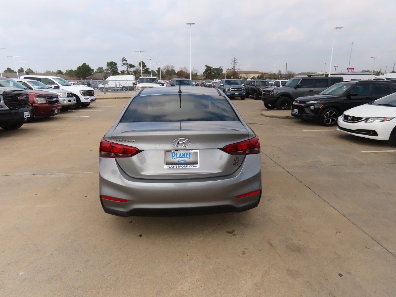 Used 2022 Hyundai Accent SE image 11