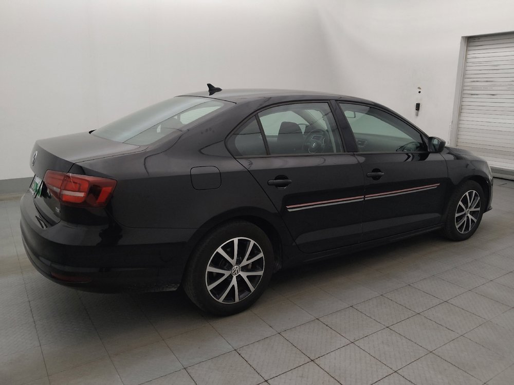 Used 2016 Volkswagen Jetta SE FWD image 10