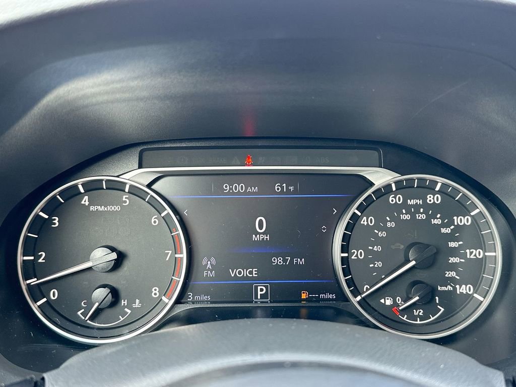 Used 2025 Nissan Altima 2.5 SV image 25