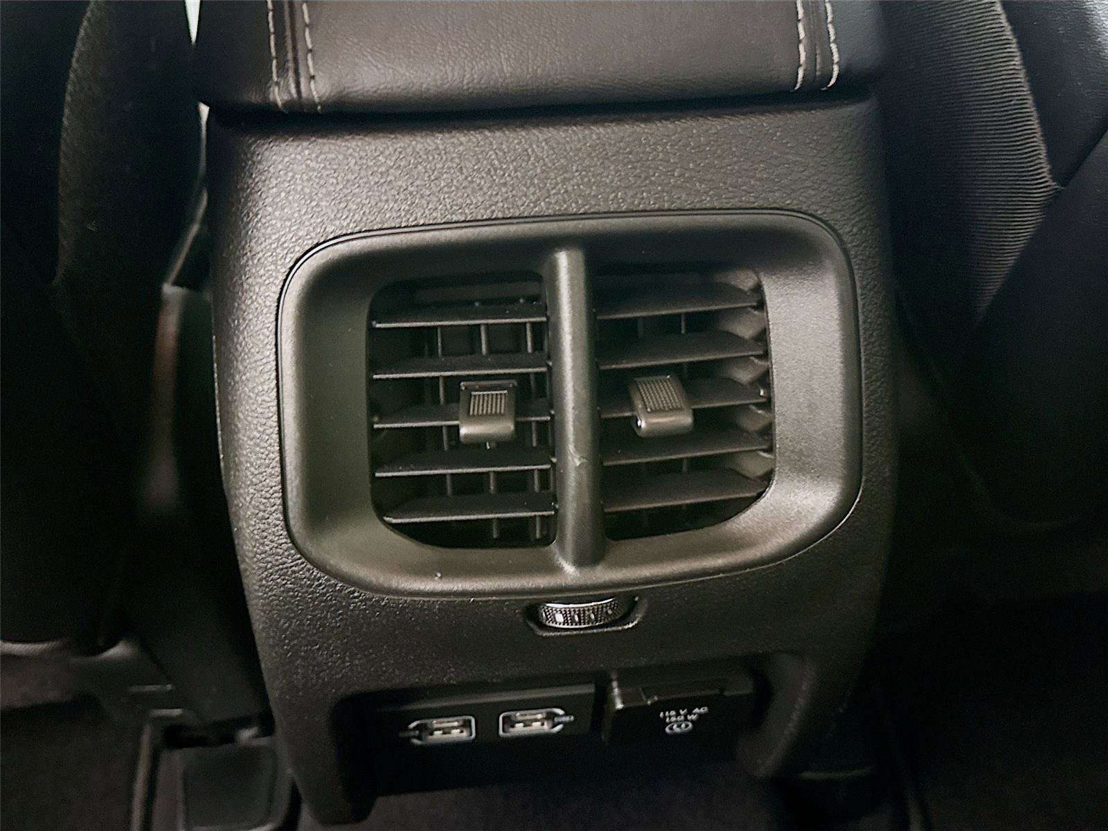 Used 2022 Jeep Cherokee Latitude Lux image 23