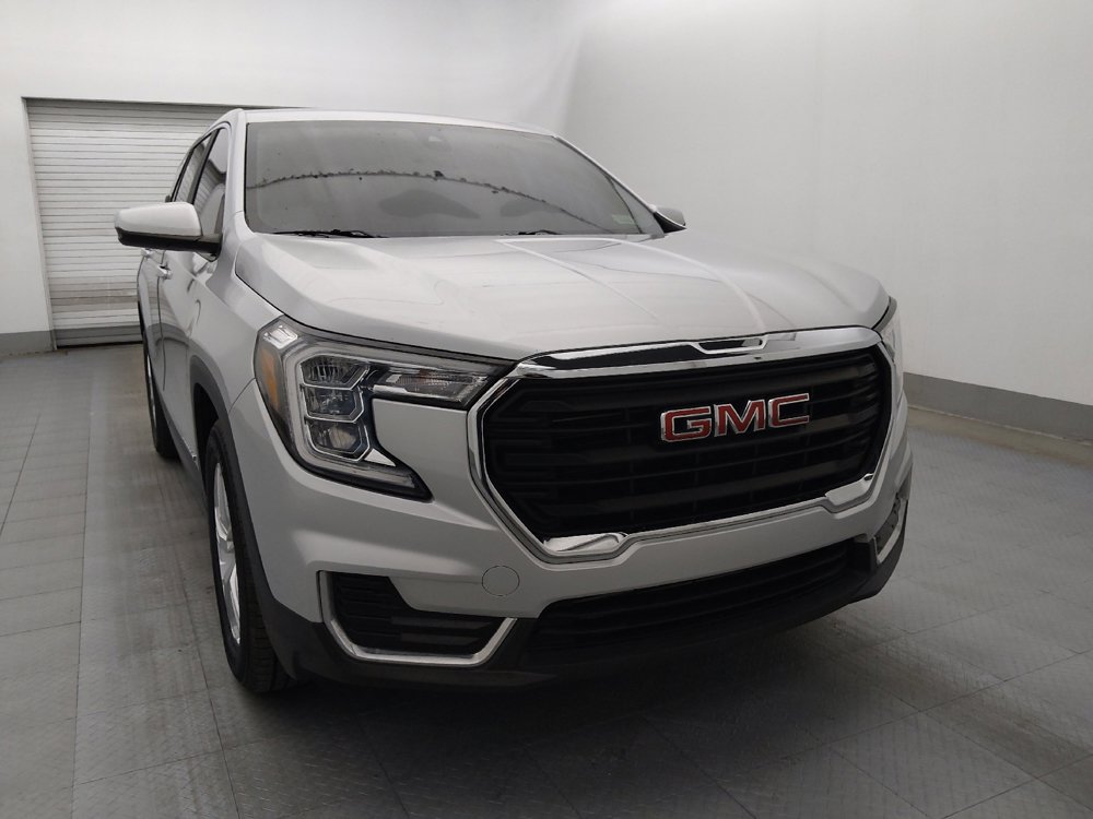 Used 2022 GMC Terrain SLE image 14