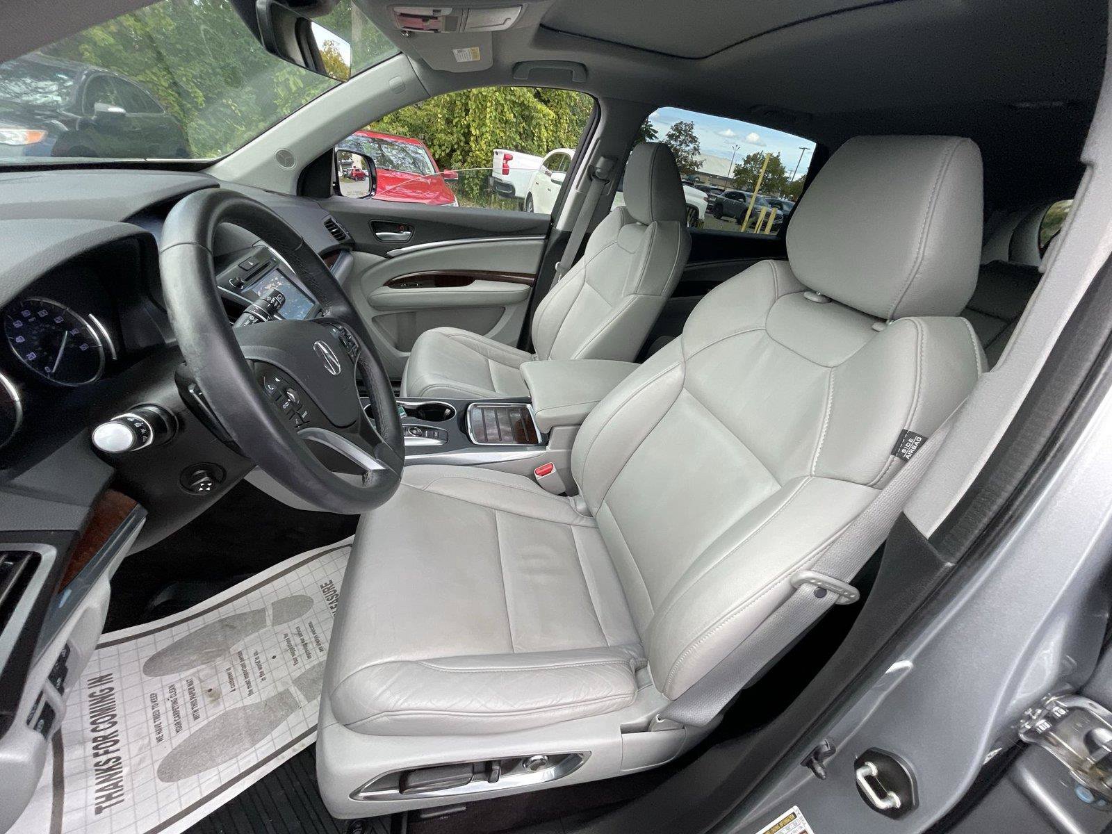 Used 2020 Acura MDX SH-AWD image 14