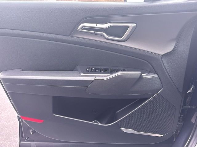 Used 2026 Kia Sportage LX w/ LX Convenience Package image 21