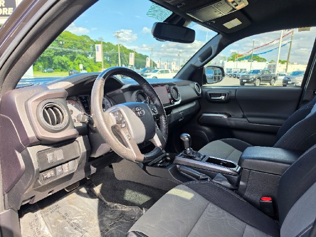 Used 2023 Toyota Tacoma TRD Sport AWD/4WD image 20