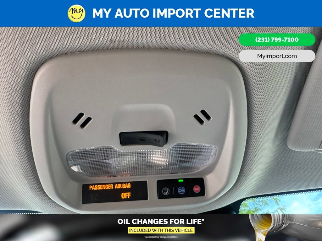 Used 2025 Chevrolet Trax ACTIV FWD image 23