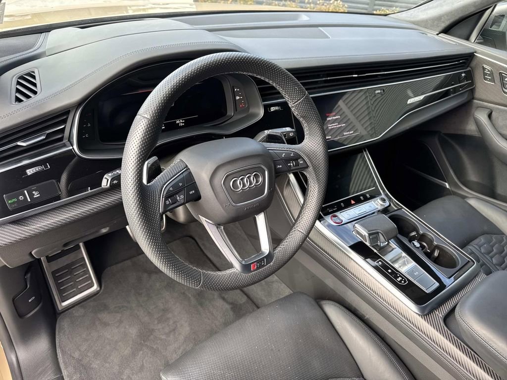 Used 2025 Audi RS Q8 performance image 4