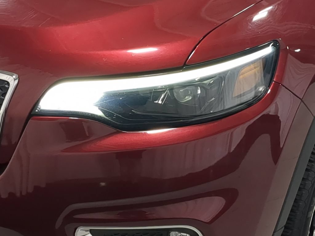 Used 2019 Jeep Cherokee Limited AWD/4WD image 14