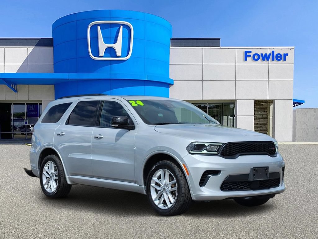 Used 2024 Dodge Durango GT AWD/4WD image 2