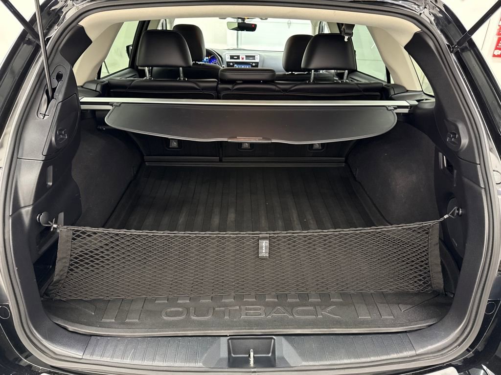 Used 2017 Subaru Outback 3.6R Limited image 28