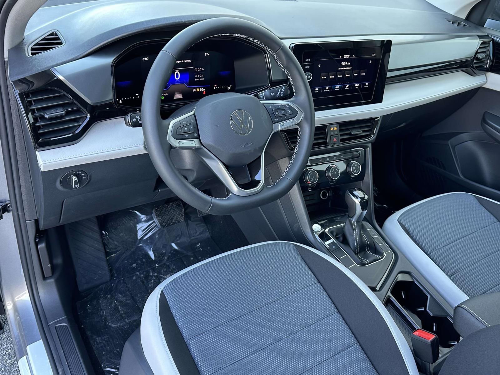 New 2026 Volkswagen Taos S image 10