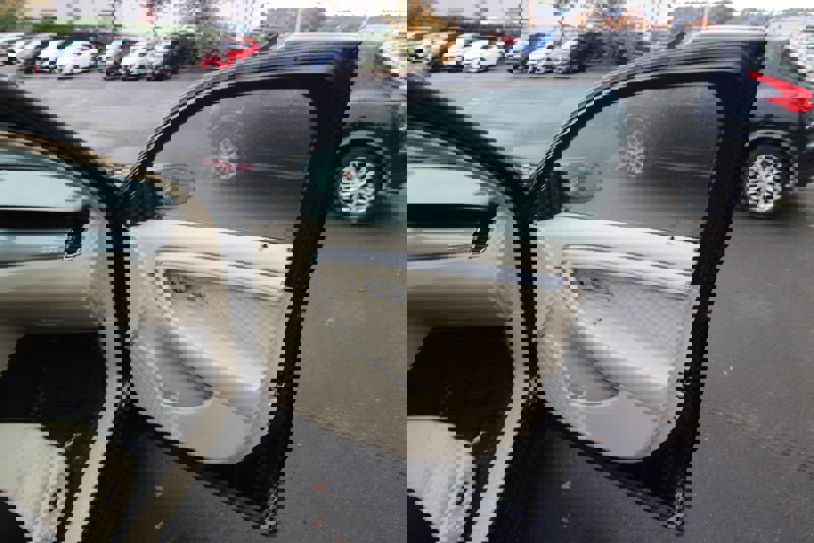 Used 2013 Ford Taurus SEL AWD/4WD image 17