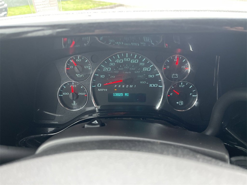 Used 2024 Chevrolet Express 2500 Extended w/ Driver Convenience Package image 11