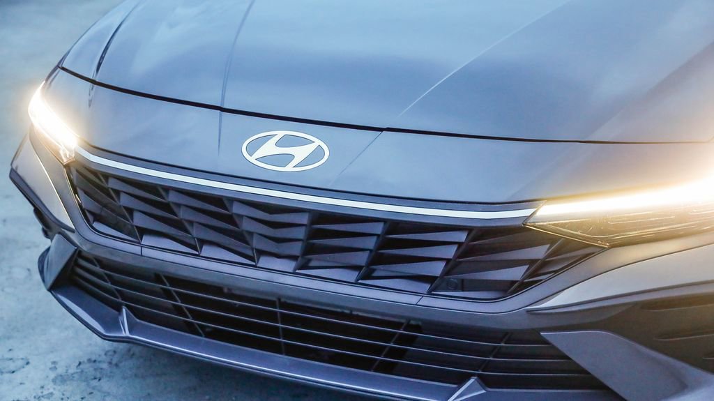 Used 2024 Hyundai Elantra SEL image 6