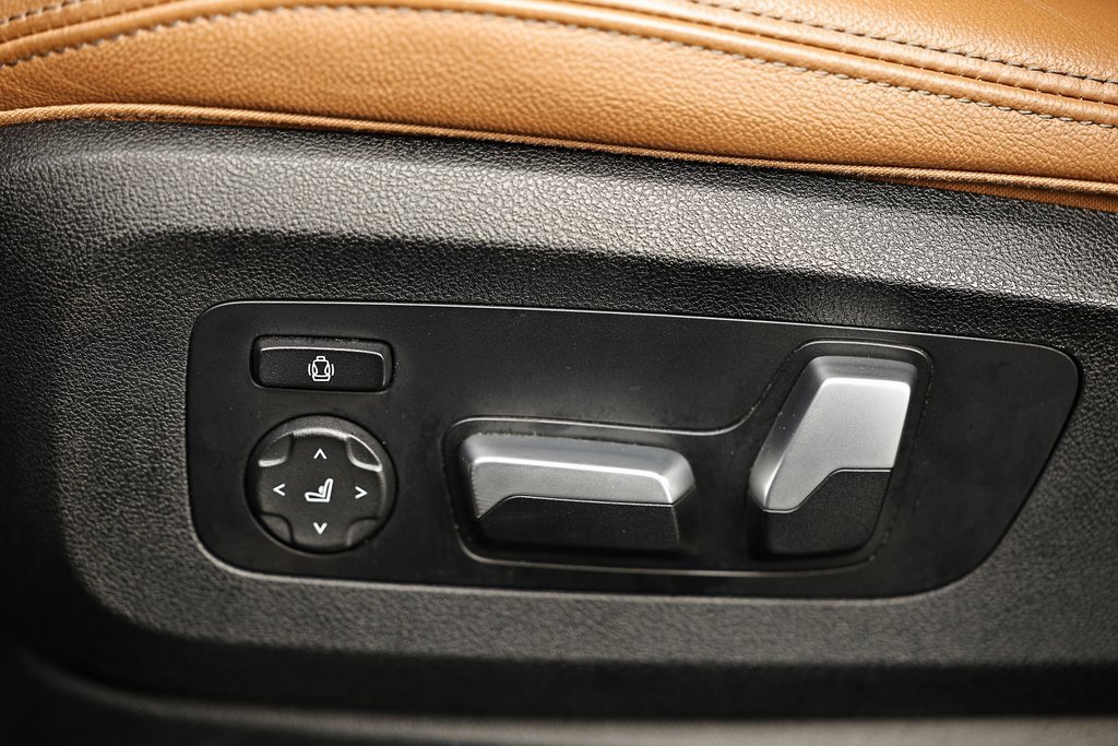 Used 2022 BMW X5 xDrive40i w/ M Sport Package image 22