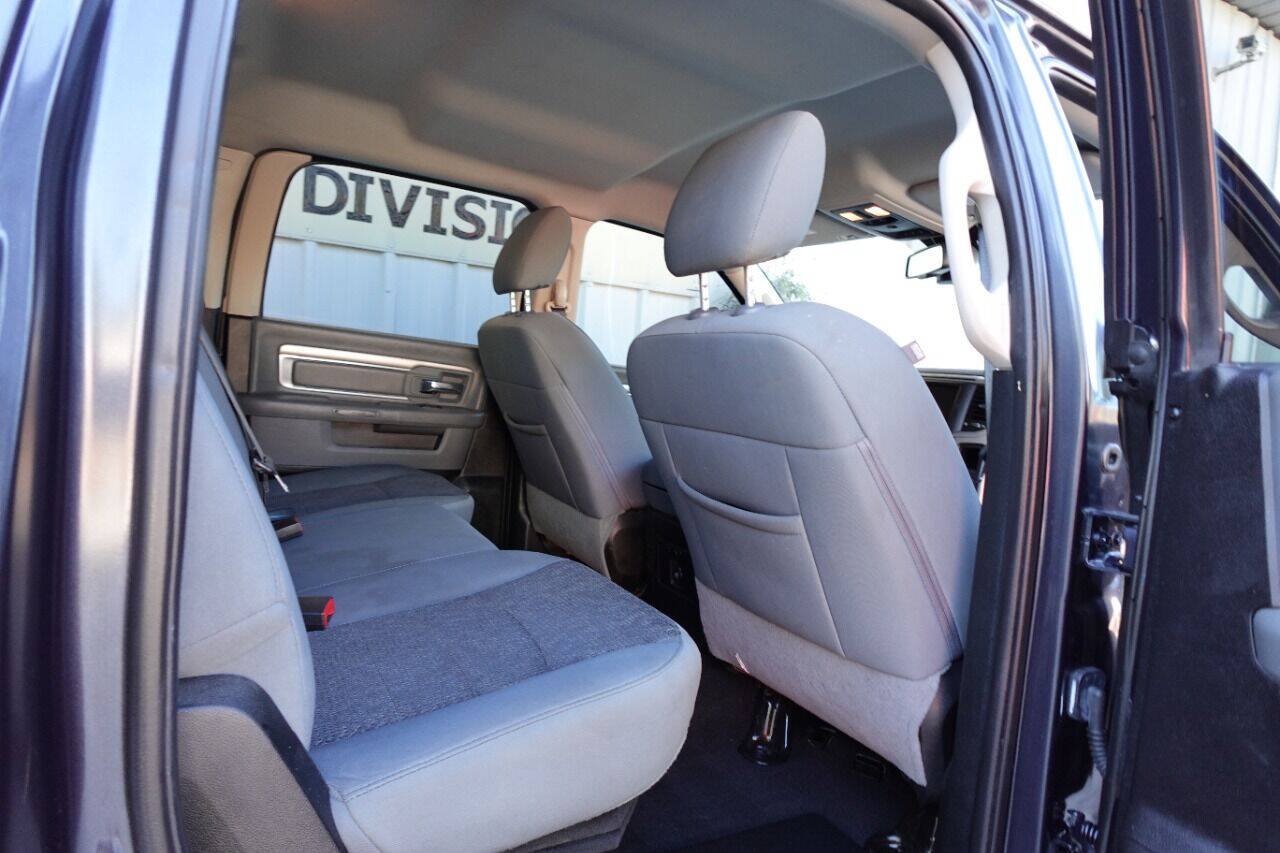 Used 2018 RAM 1500 Lone Star RWD image 27