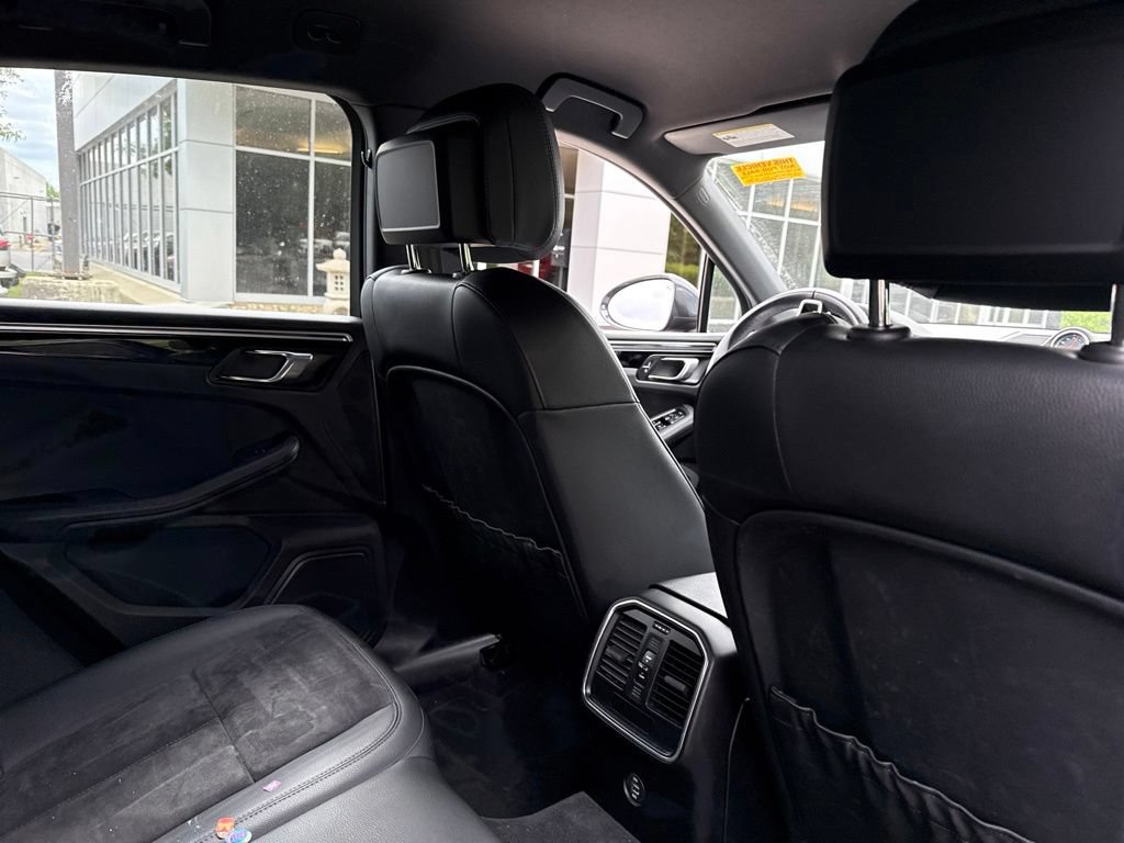 Used 2019 Porsche Macan AWD/4WD image 9