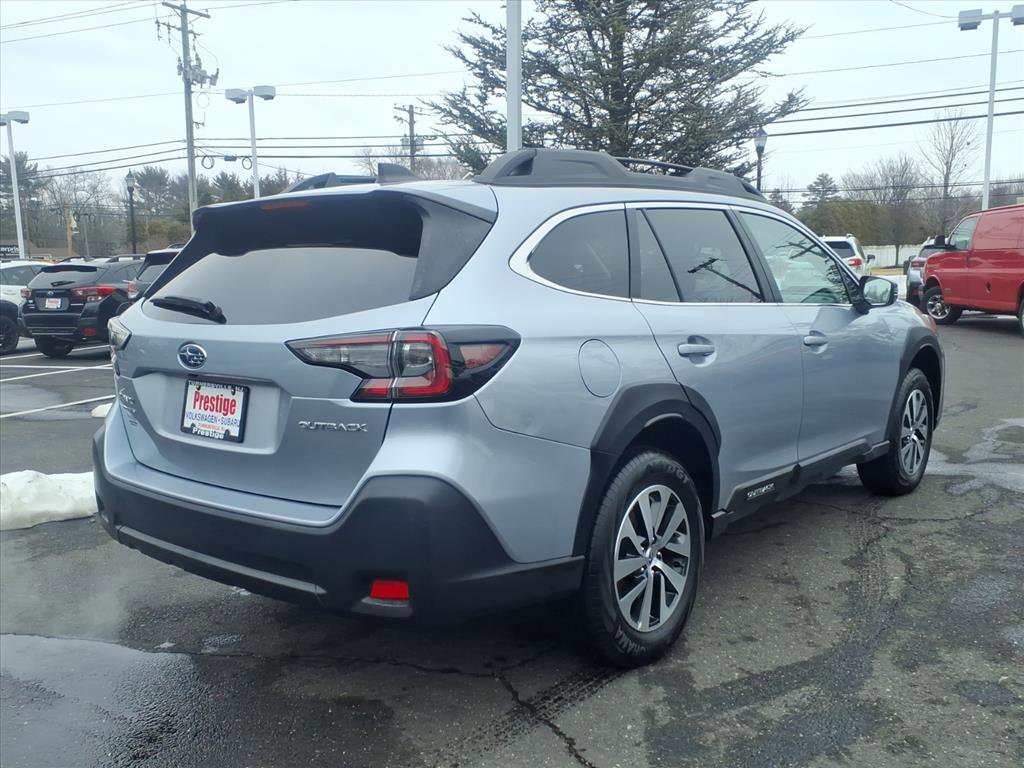 Certified 2024 Subaru Outback Premium image 3