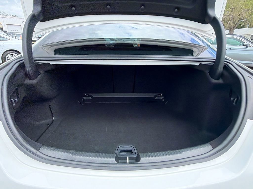 Used 2023 Mercedes-Benz C 300 Sedan image 12