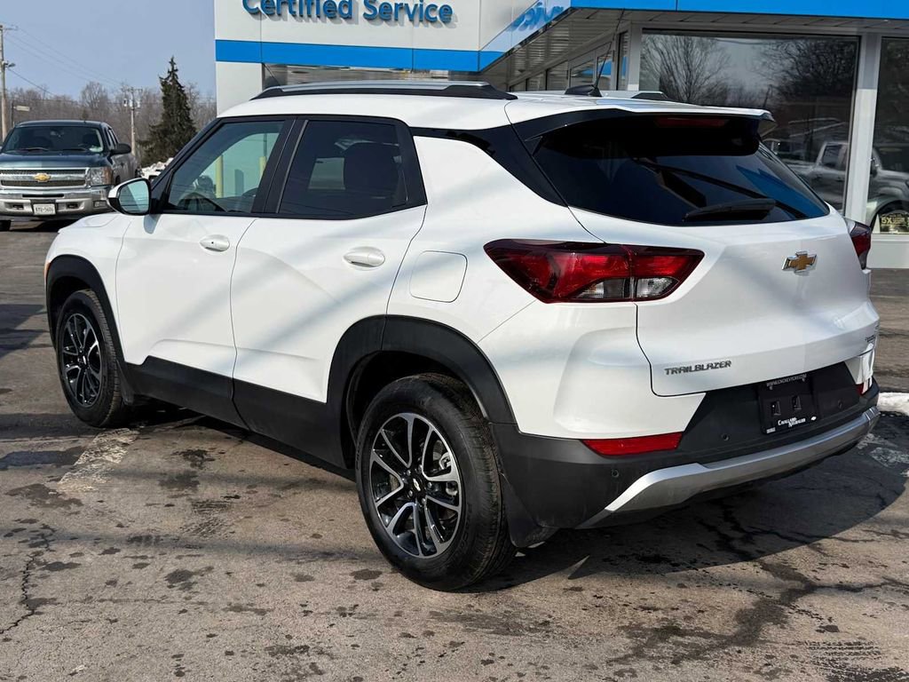 Used 2026 Chevrolet TrailBlazer LT w/ Convenience Package image 7